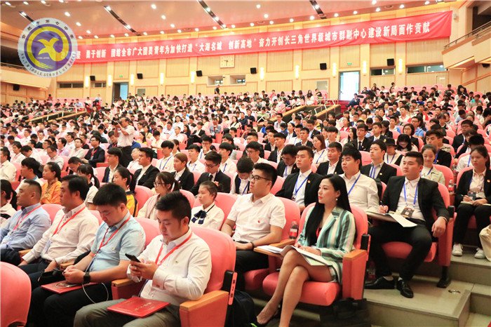 热烈祝贺合肥七中蔡诚昊同学荣获“合肥市十佳中学生”称号(图2)