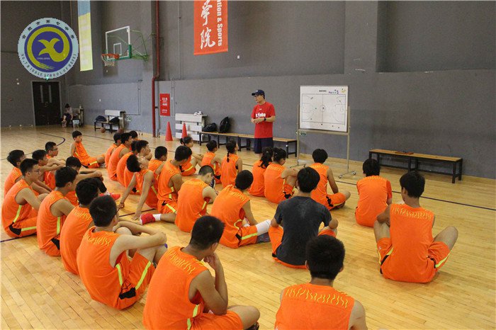 合肥七中老师在合肥市首届校园篮球夏令营毕营仪式发言(图6)
