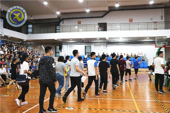 有你同行，风雨无阻；斗志昂扬，拥抱彩虹(图2)