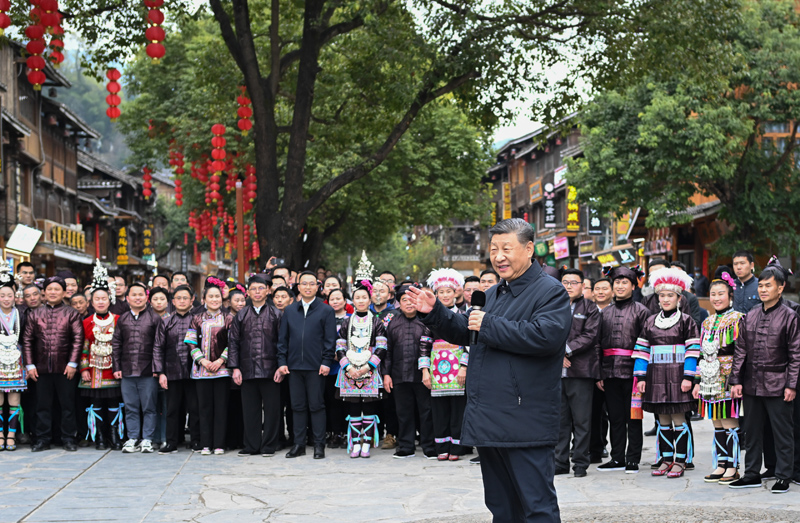 习近平在贵州考察时强调 坚持以高质量发展统揽全局 在中国式现代化进程中展现贵州新风采(图12)