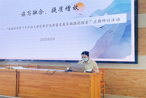 陆维维.jpg