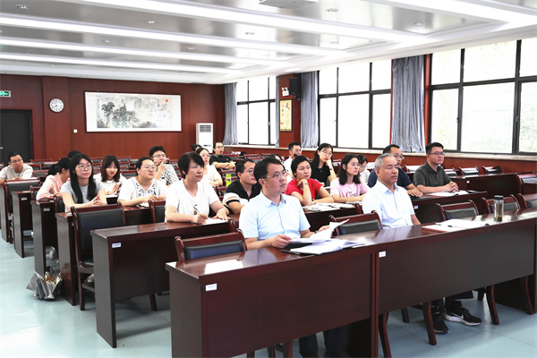 与会人员.jpg