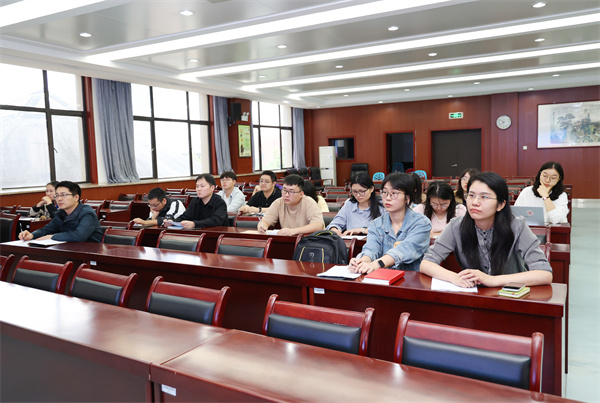 合肥七中高一年级举行“青年教师成长营”开班仪式(图2)