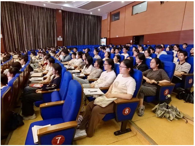 眼里有光，心里有底！九大学科专家讲座分享备考“秘籍”(图1)
