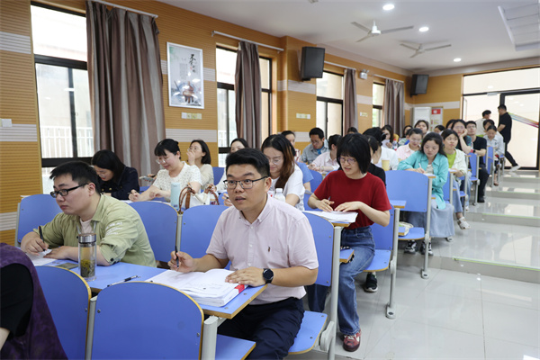 红楼深处，好课共赏，名著就该这样“嚼”着读(图2)