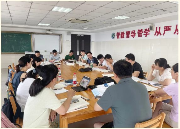 七中·底色｜一年获奖140余人次！合肥七中的“硬核”师资是如何炼成的？(图2)