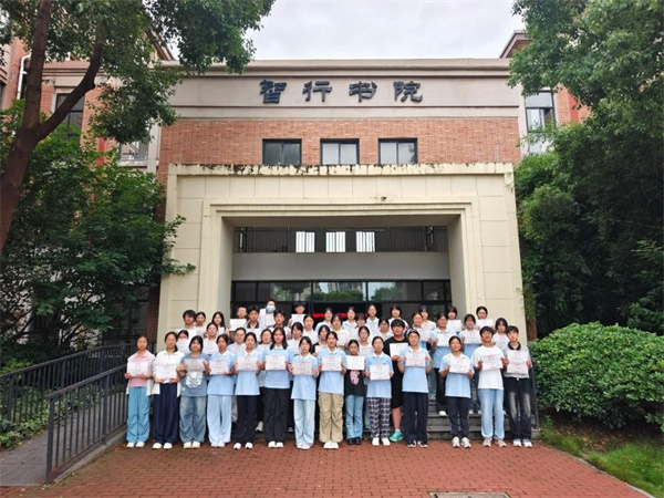 落笔生花,看这场英语书法比赛有“颜”又有“料”!