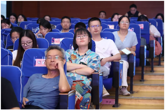 合肥七中召开2026-2027学年度第一学期全体教职工大会(图2)
