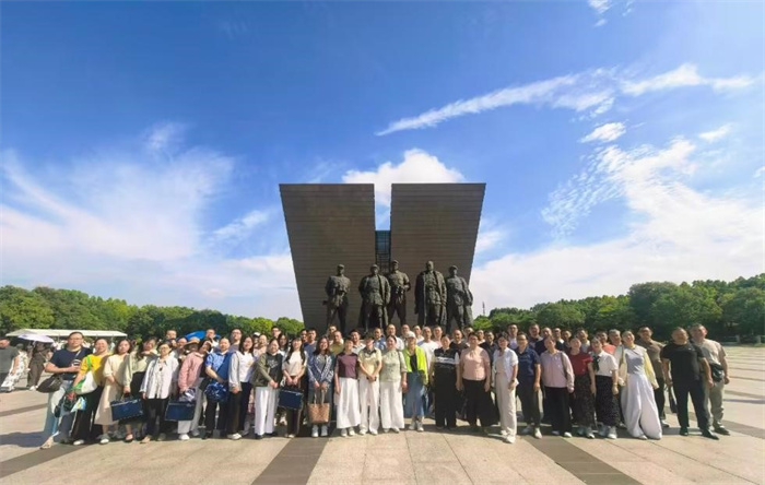 国培之旅｜从“听到”到“做到”：普通高中学科领军教师培训侧记(图4)