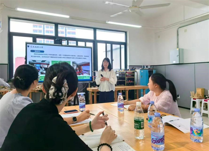 两校携手2.jpg