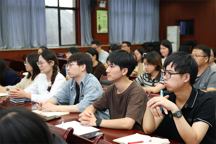 青蓝相接，薪火赓续：合肥七中“青蓝工程”师徒结对仪式圆满举行(图1)