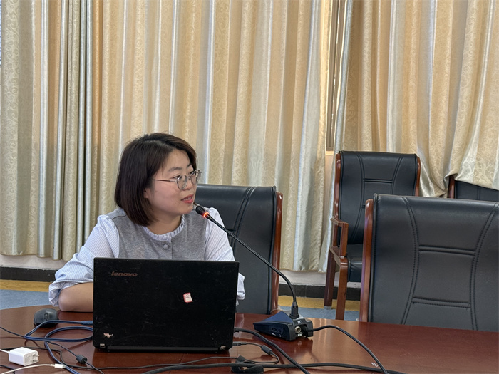 肖洋发言.jpg 肖洋发言.jpg