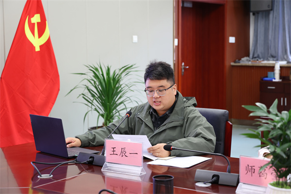 新疆教育协作中心莅临合肥七中调研新疆高中班办学工作(图3) 新疆教育协作中心莅临合肥七中调研新疆高中班办学工作(图3)